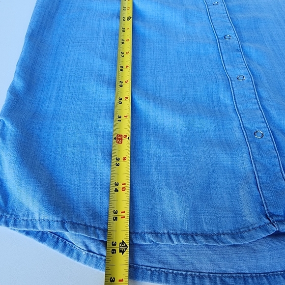 H&M Denim Women's Dress  Blue Denim Snap Buttons Short Sleeve Tie Sz 4 - Picture 12 of 15